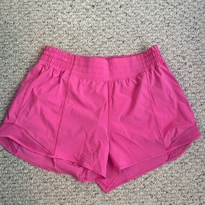 Lululemon Hotty Hot 4” *Lined* shorts